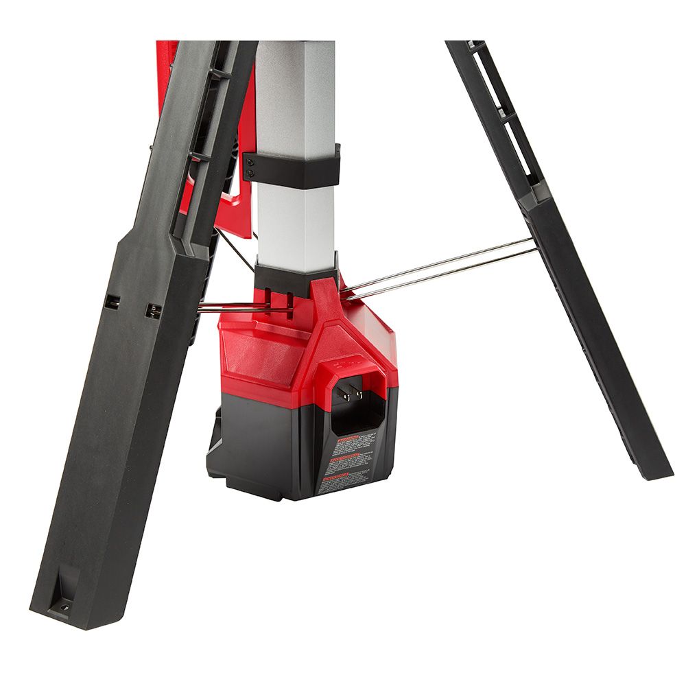 Milwaukee M18 18 Volt Lithium-Ion Cordless ROCKET Dual Power Tower Light - Tool Only