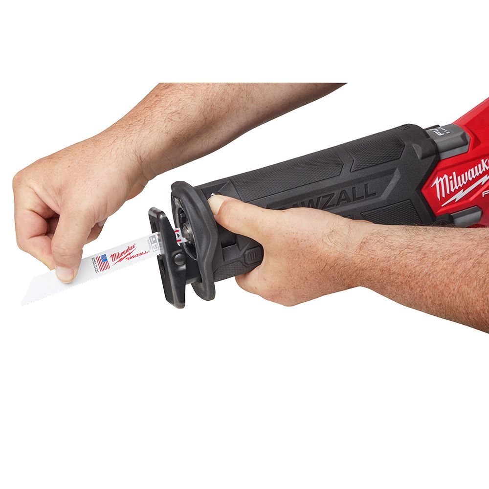 Milwaukee M18 FUEL 18 Volt Lithium-Ion Brushless Cordless SAWZALL Reciprocating Saw - Tool Only