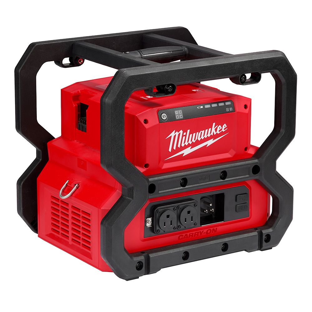 Milwaukee M18 CARRY-ON 3600W/1800W Power Supply