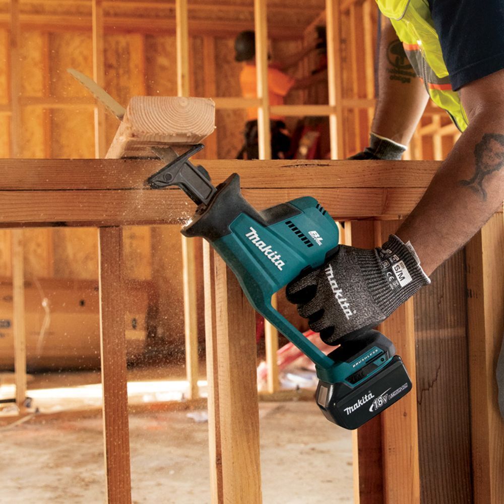 Makita 18V Brushless Compact Recipro Saw - Tool Only
