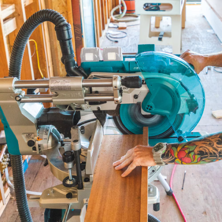 Makita 36V (18Vx2) LXT Brushless 12" Slide Mitre Saw with Laser