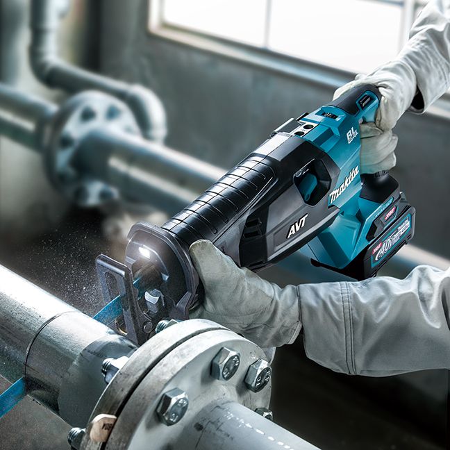 Makita 40V MAX XGT Li-Ion Brushless Cordless Reciprocating Saw w/ AVT & XPT - 4.0 Ah Kit