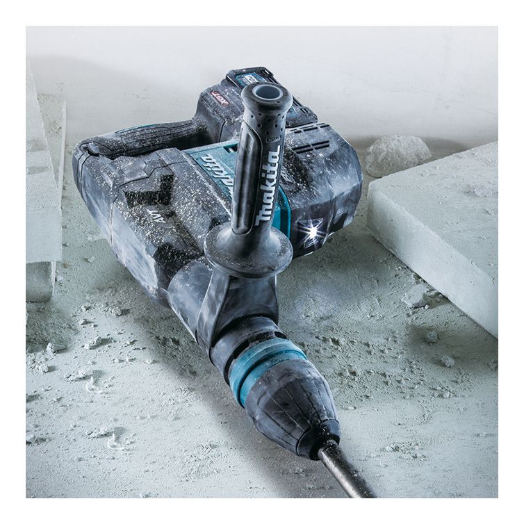 Makita 40V MAX XGT Li-Ion 13lbs SDS-MAX Demolition Hammer Kit with Brushless Motor and AWS
