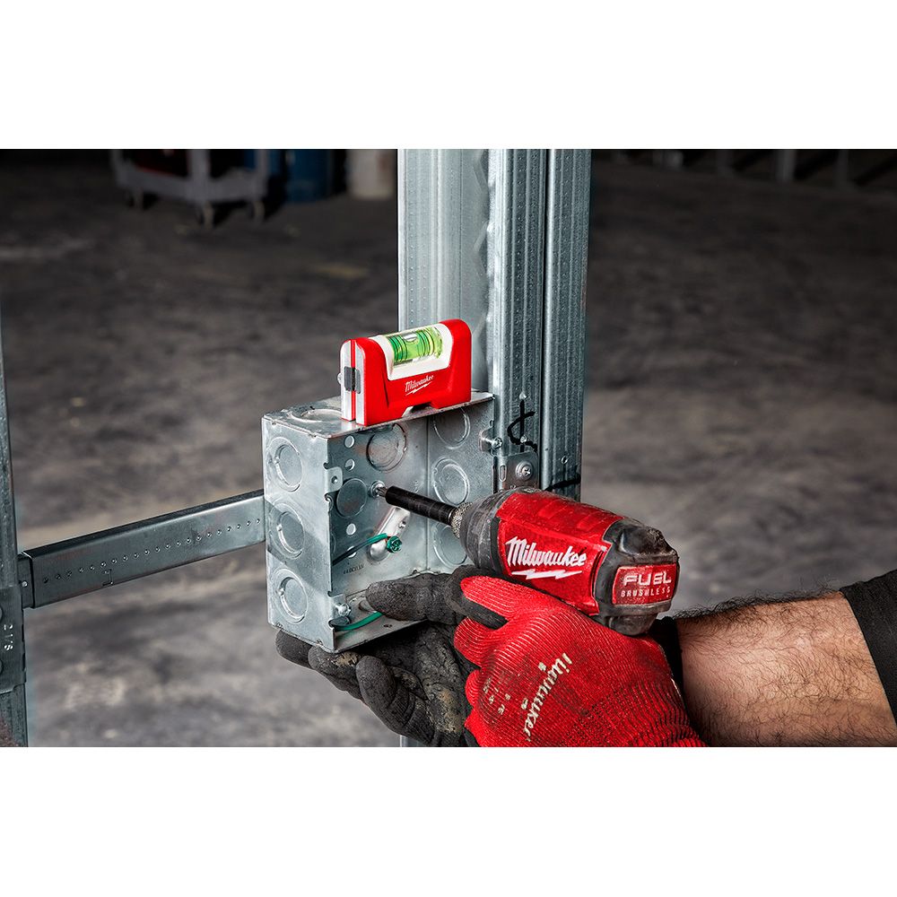 Milwaukee 3 in. Pocket Level