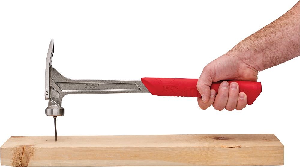 Milwaukee 17 oz Milled Face Framing Hammer