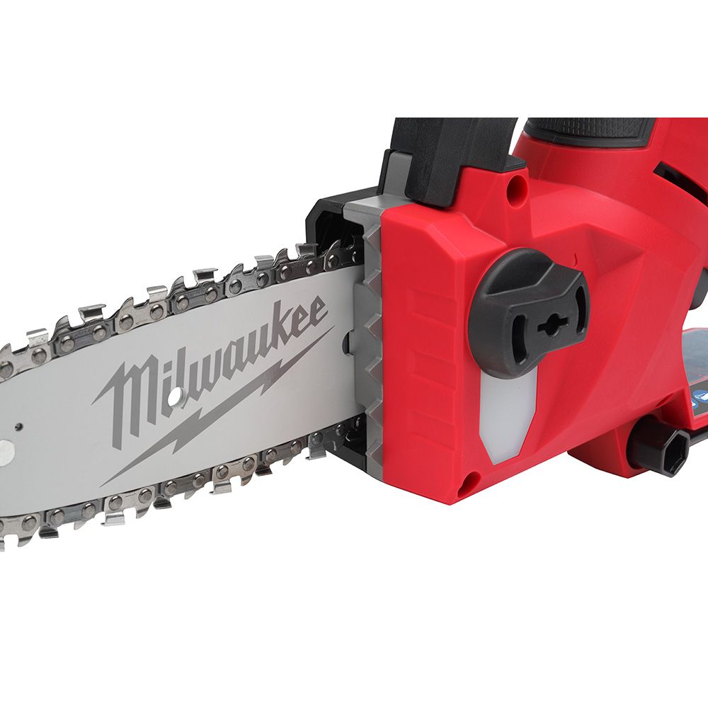 Milwaukee M12 FUEL HATCHET 6" Pruning Saw - Kit