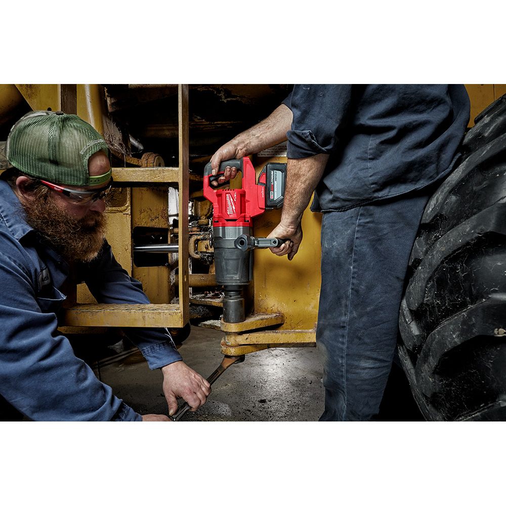 Milwaukee M18 FUEL 18 Volt Lithium-Ion Brushless Cordless 1 in. D-Handle High Torque Impact Wrench w/ ONE-KEY - Tool Only