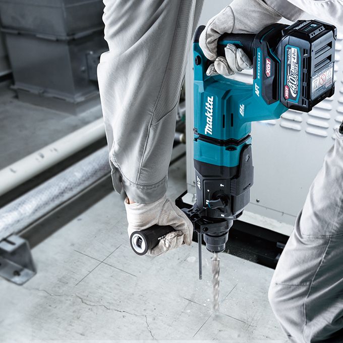 Perforateur rotatif Makita 40 V MAX XGT Li-Ion 1-1/8 po avec moteur sans balais, AVT, AFT, XPT (outil seul)