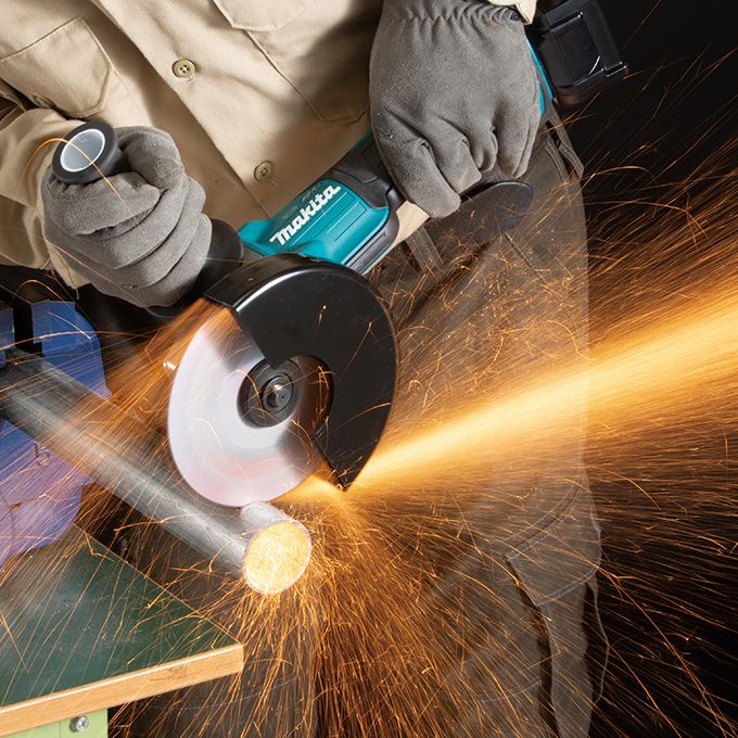 Makita 40V MAX XGT Li-Ion 6" Angle Grinder (Paddle Switch) with Brushless Motor & AFT (Tool Only)