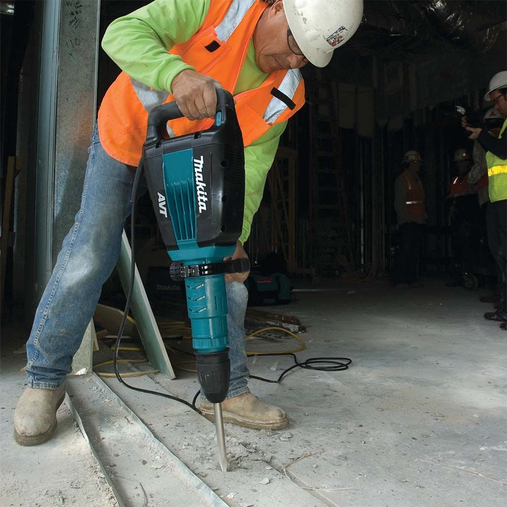 Makita 27lbs AVT Demolition Hammer