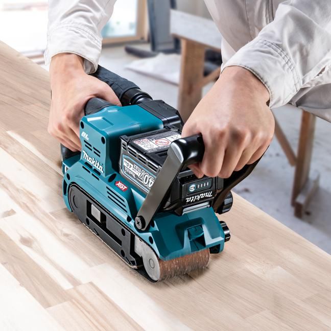 Makita BS001GZ 40Vmax XGT Brushless 3" x 21" Belt Sander - Tool Only