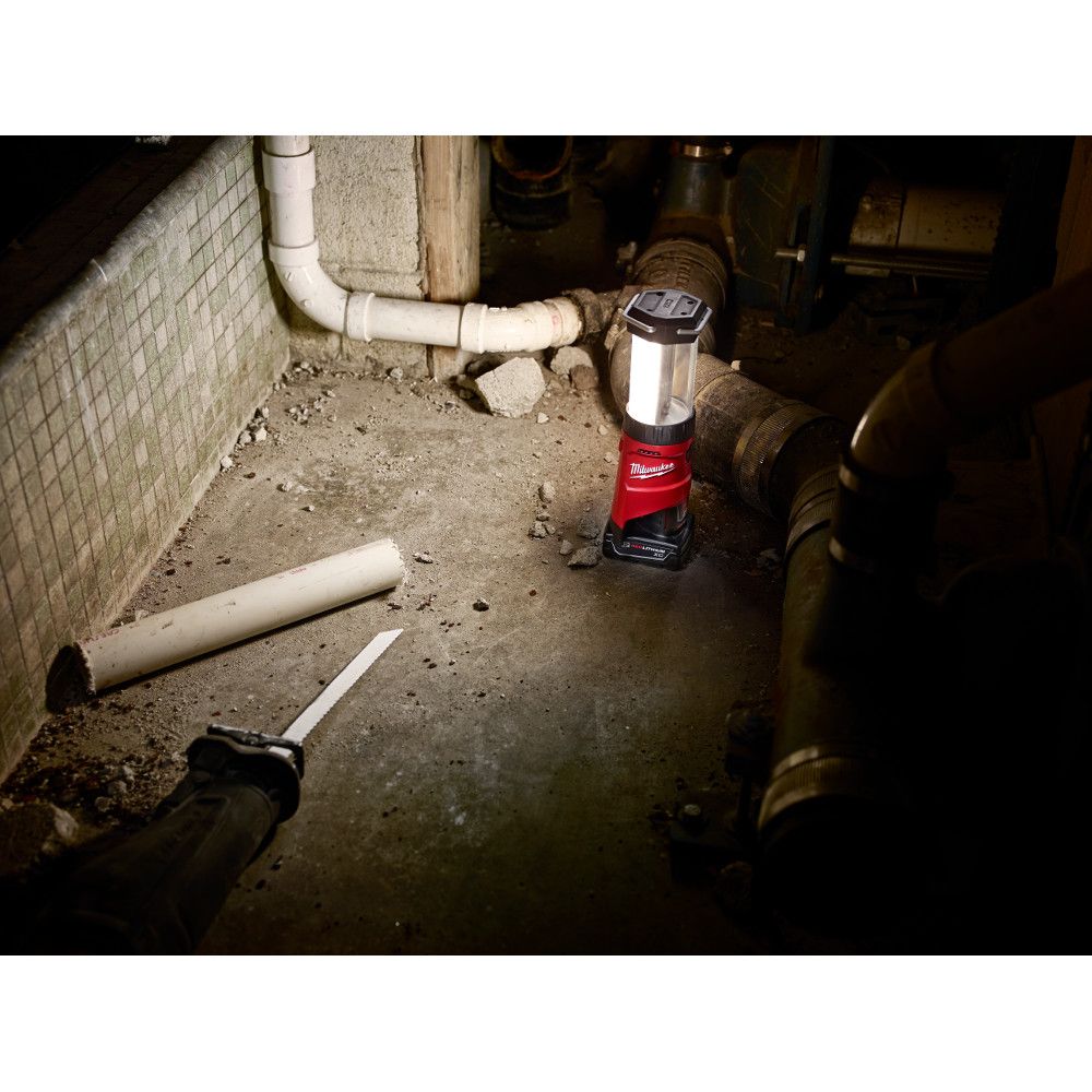Milwaukee M12 12 Volt Lithium-Ion Cordless 12 Volt Cordless Lithium-Ion LED Lantern - Tool Only