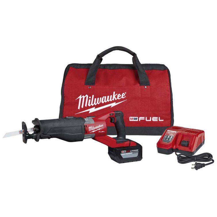 Milwaukee M18 FUEL 18 Volt Lithium-Ion Brushless Cordless SUPER SAWZALL Reciprocating Saw Kit