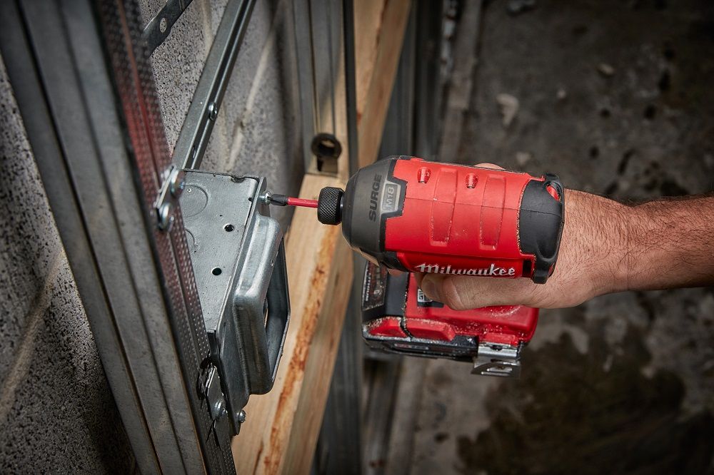 Milwaukee M18 FUEL 18 Volt Lithium-Ion Brushless Cordless SURGE 1/4 in. Hex Hydraulic Driver - Tool Only