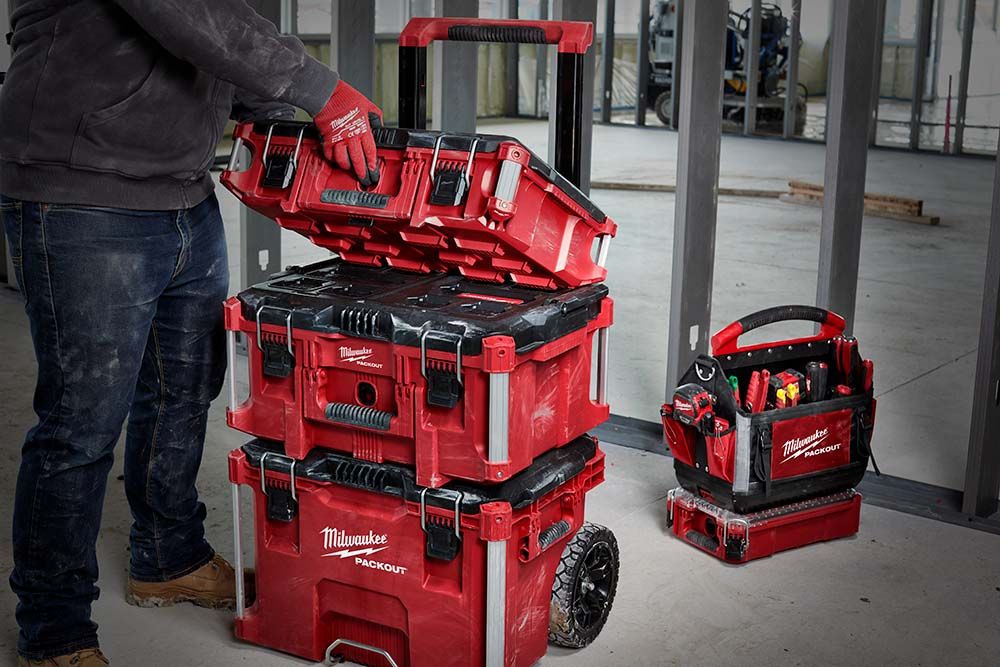 Milwaukee 22 in. PACKOUT Tool Box