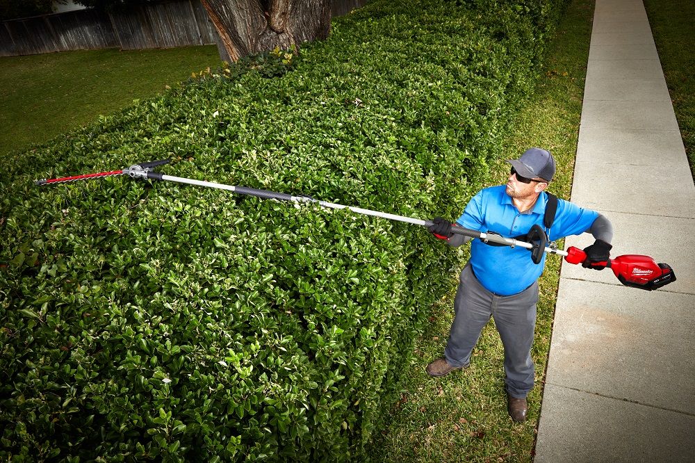 Milwaukee M18 FUEL QUIK-LOK Articulating Hedge Trimmer Attachment