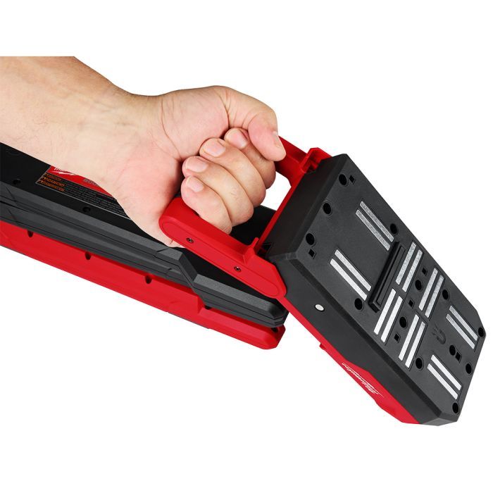 Milwaukee M18 Magnetic Extendable Boom Light - Tool Only